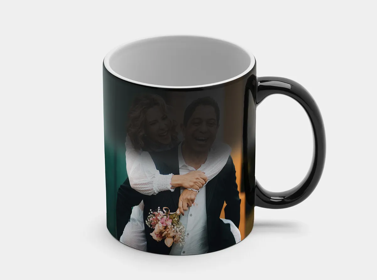Zaubertasse mit Farbwechsel bei Wärme, Kinder, Familie