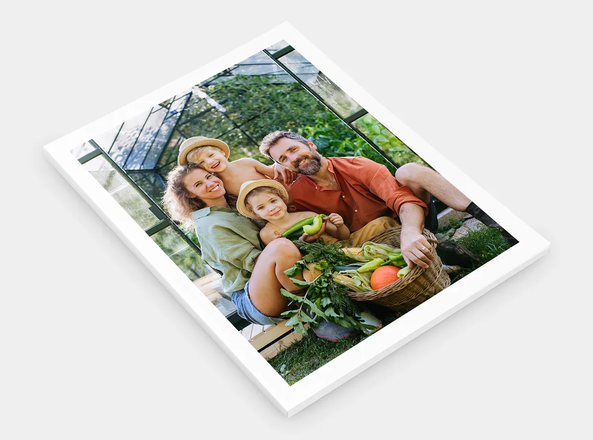 Echtfotobuch Softcover A4 hoch | mit Familienfoto